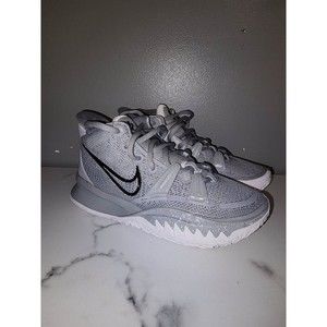 Nike Kyrie Irving 7 Size 4.5 Wolf Grey White Basketball‎ Shoes